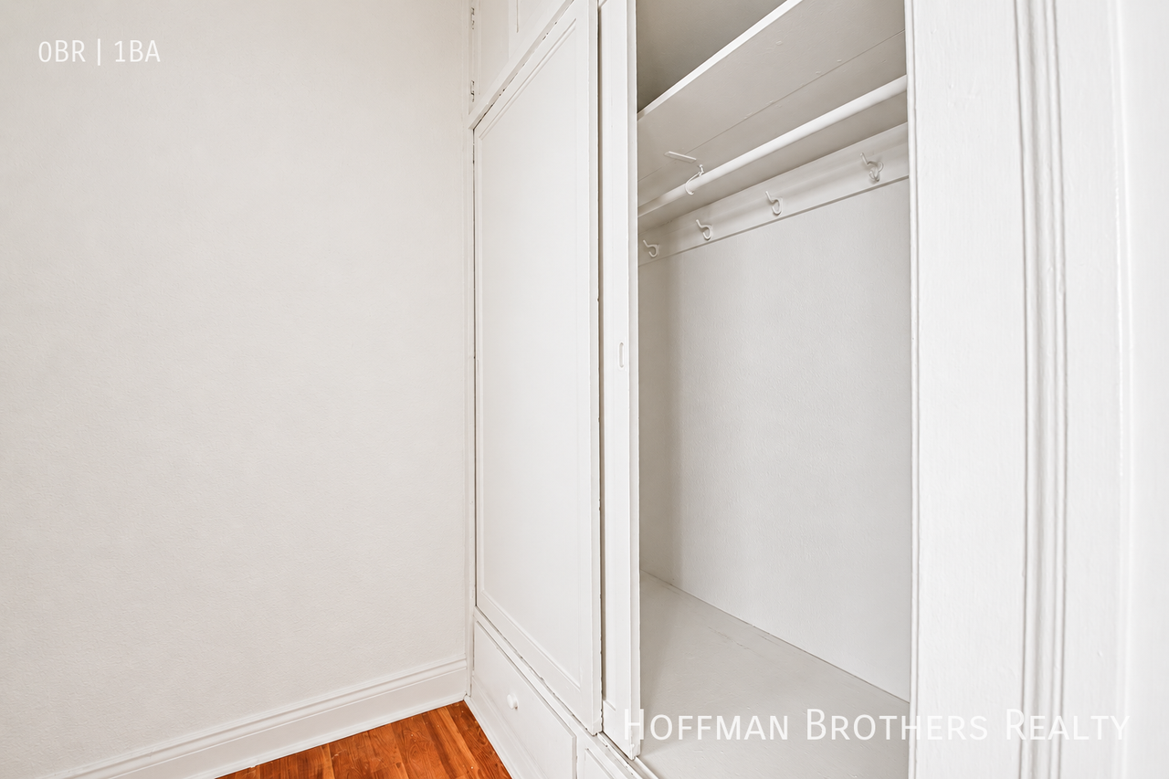 335 S Berendo St #106 - Photo 5 of 7