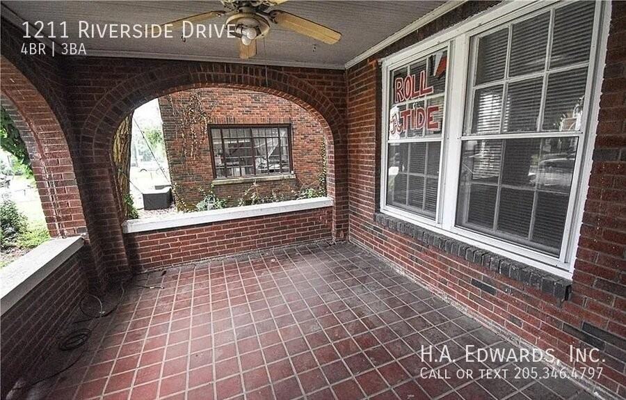 1211 Riverside Dr - Photo 2 of 21