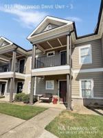 featured image of 917 Homewood Dr #3
