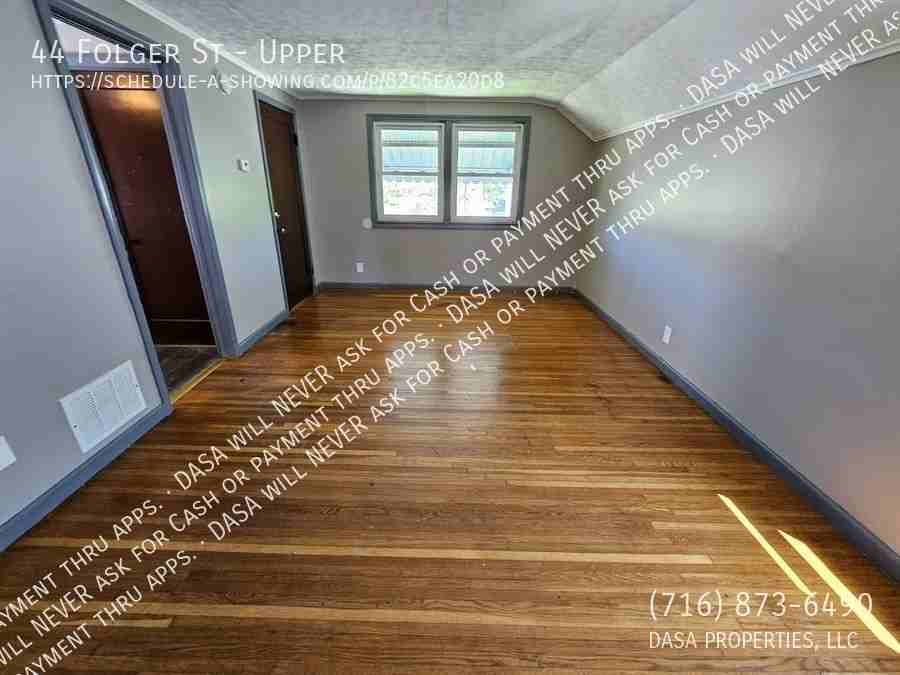 44 Folger St - Photo 2 of 12