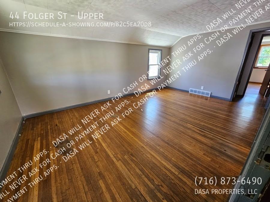44 Folger St - Photo 3 of 12