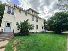1702 Banks Ave - Photo 1 of 1
