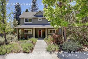 featured image of 2333 Nw Monterey Pines Dr