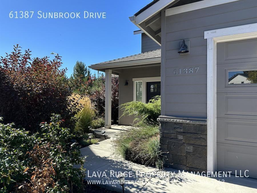 61387 Sunbrook Dr - Photo 3 of 45