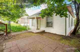 225 Se Spring St - Photo 1 of 1