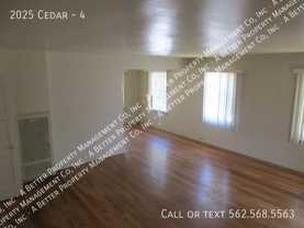 2025 Cedar Ave #4 - Photo 1 of 1