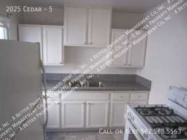featured image of 2025 Cedar Ave #5