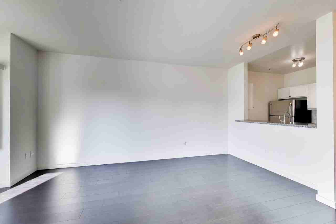 1524 1st Ave #404 - Photo 4 of 19