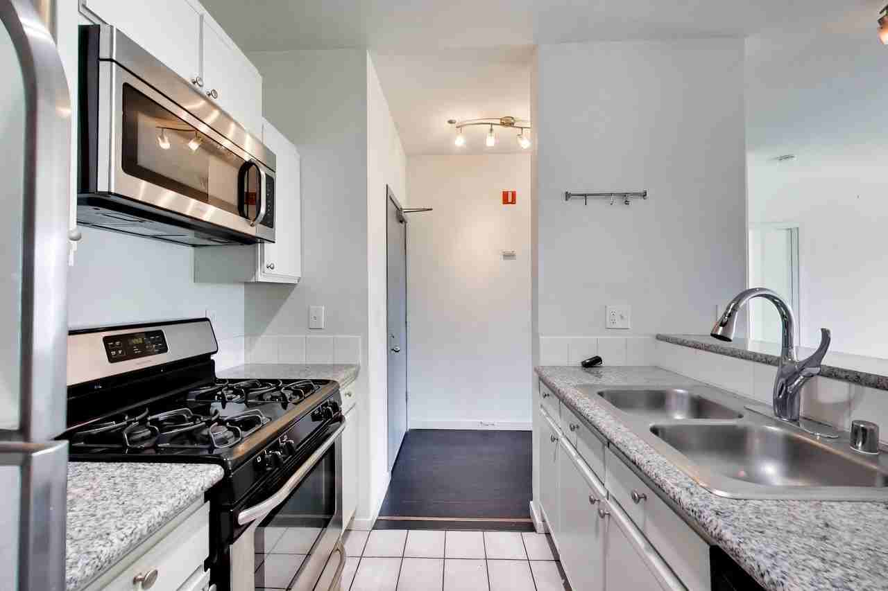 1524 1st Ave #404 - Photo 5 of 19