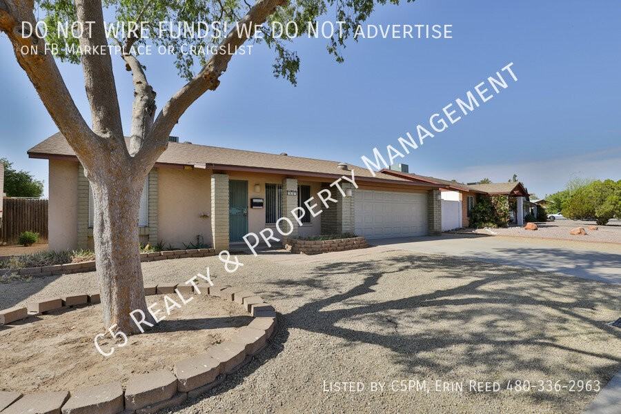 217 E Fordham Dr - Photo 3 of 23