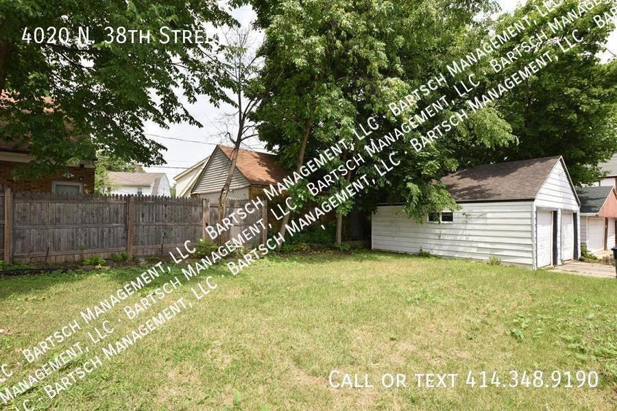 4020 N 38th St - Photo 4 of 27