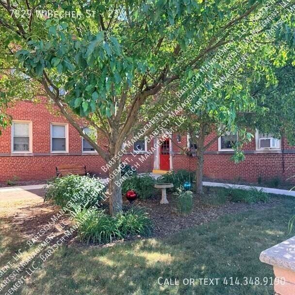 7829 W Becher St #23 - Photo 3 of 10