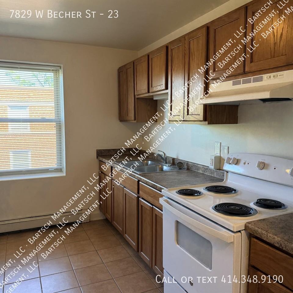 7829 W Becher St #23 - Photo 6 of 10