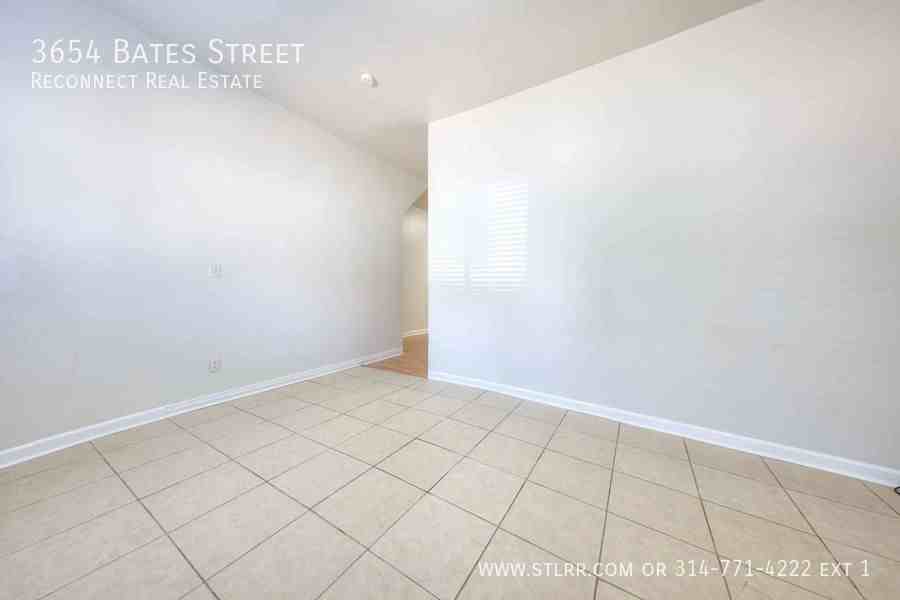 3654 Bates St - Photo 2 of 15