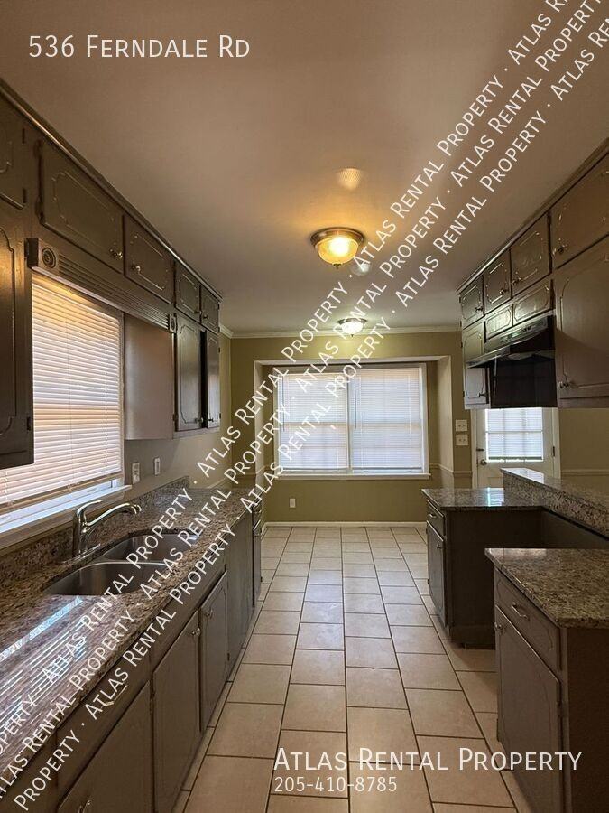536 Ferndale Rd - Photo 5 of 10