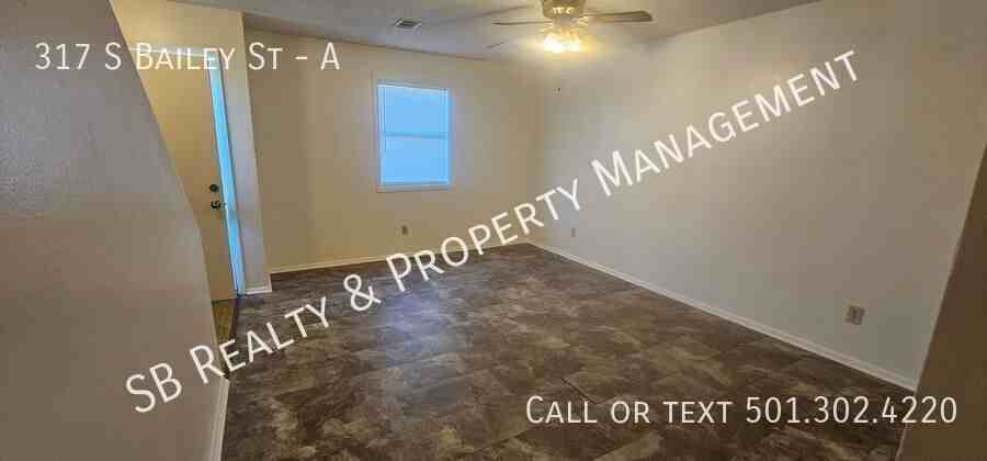 317 S Bailey St #A - Photo 3 of 13