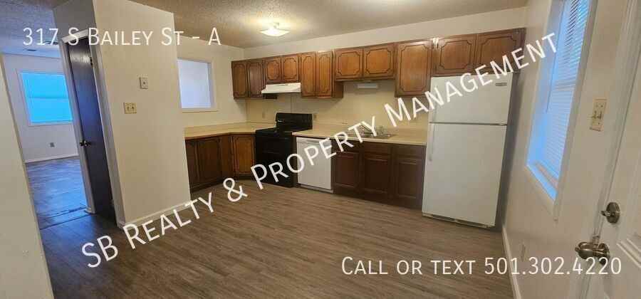 317 S Bailey St #A - Photo 4 of 13