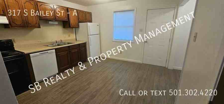 317 S Bailey St #A - Photo 5 of 13