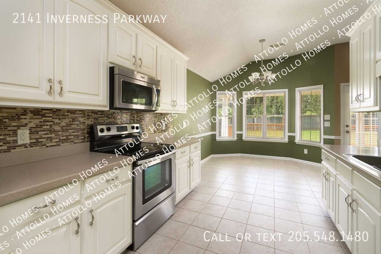 2141 Inverness Pkwy - Photo 6 of 13