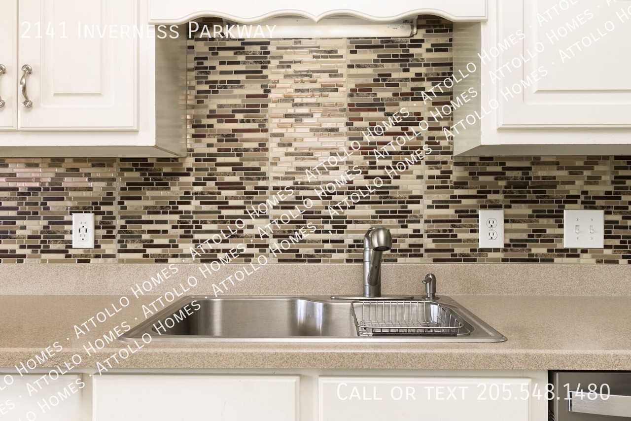 2141 Inverness Pkwy - Photo 7 of 13