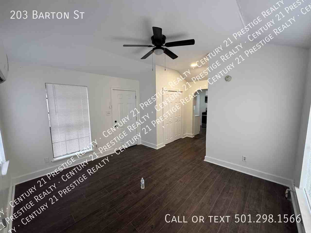 203 Barton St - Photo 6 of 13