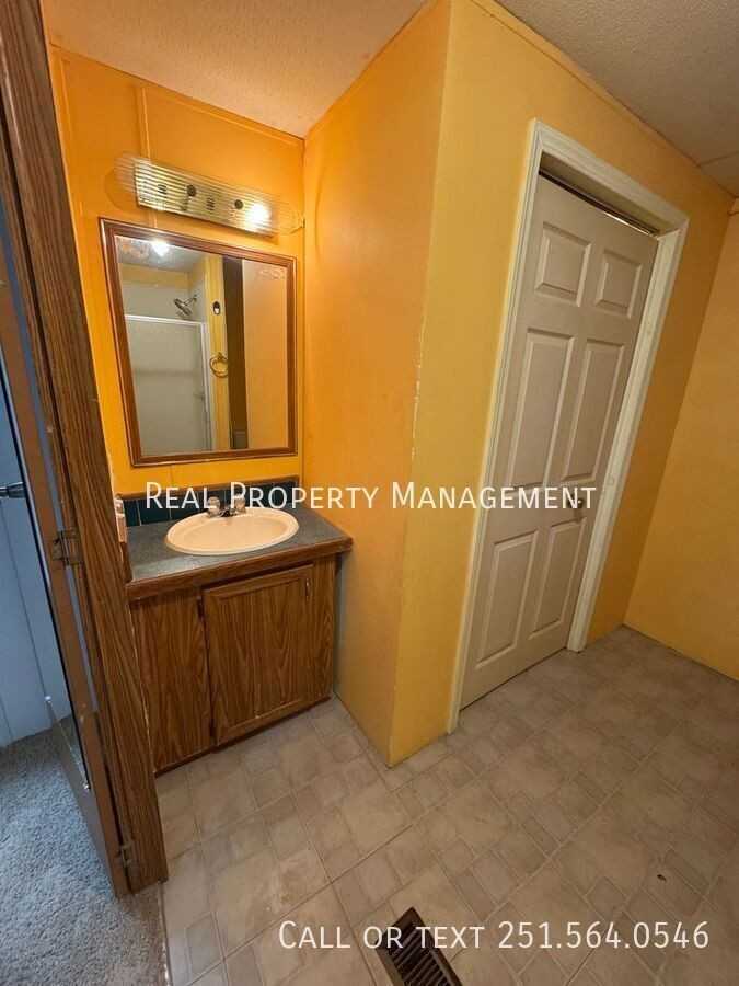 7719 Bermuda Dr - Photo 6 of 11