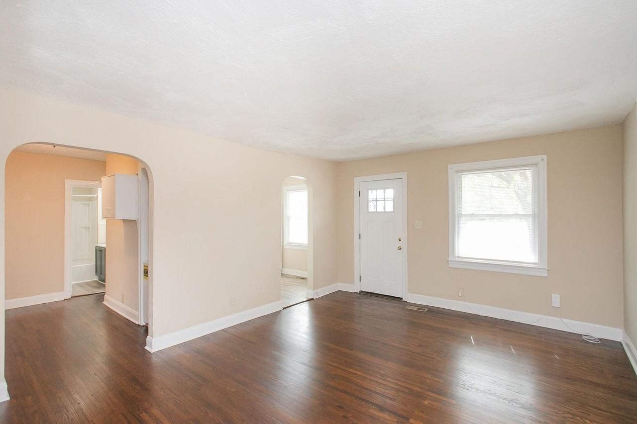 5310 Georgia Ave #A - Photo 6 of 31