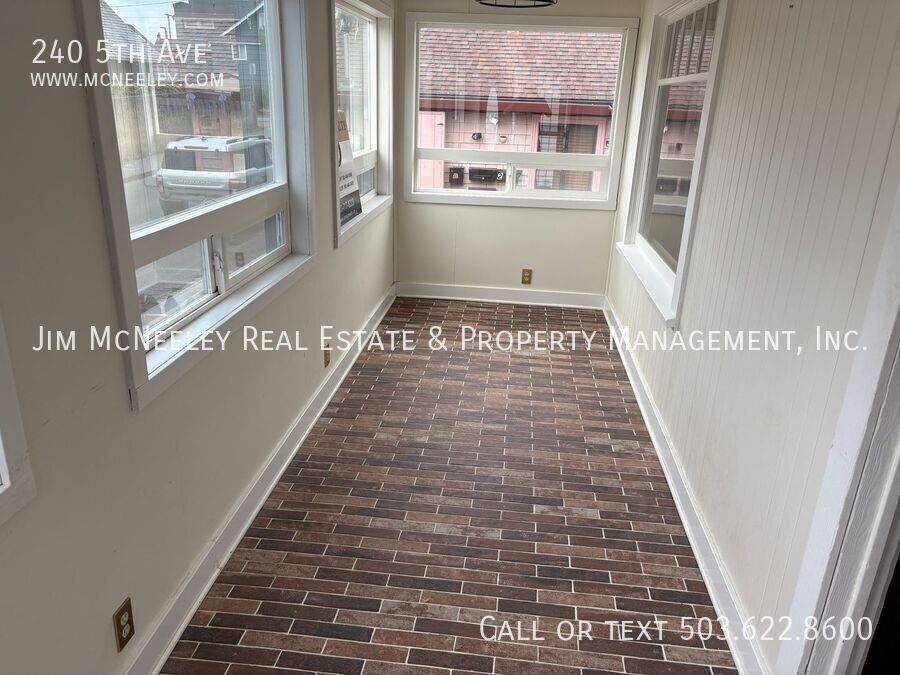 240 5th Ave - Photo 3 of 29