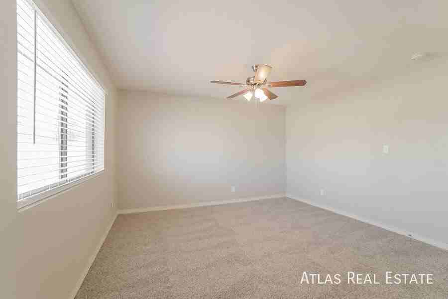 5006 W Torrey Pines Cir - Photo 6 of 21