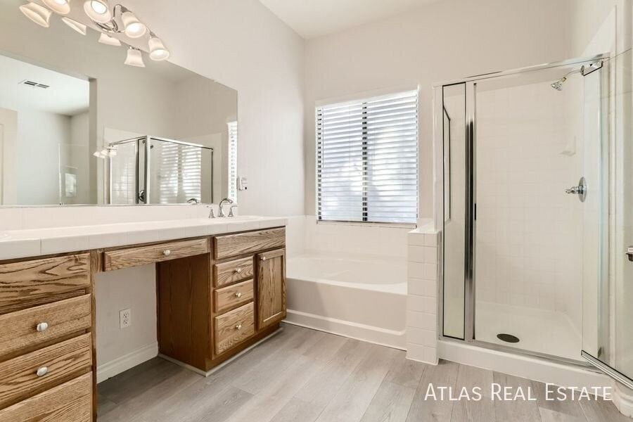9121 Little Horse Ave - Photo 7 of 17