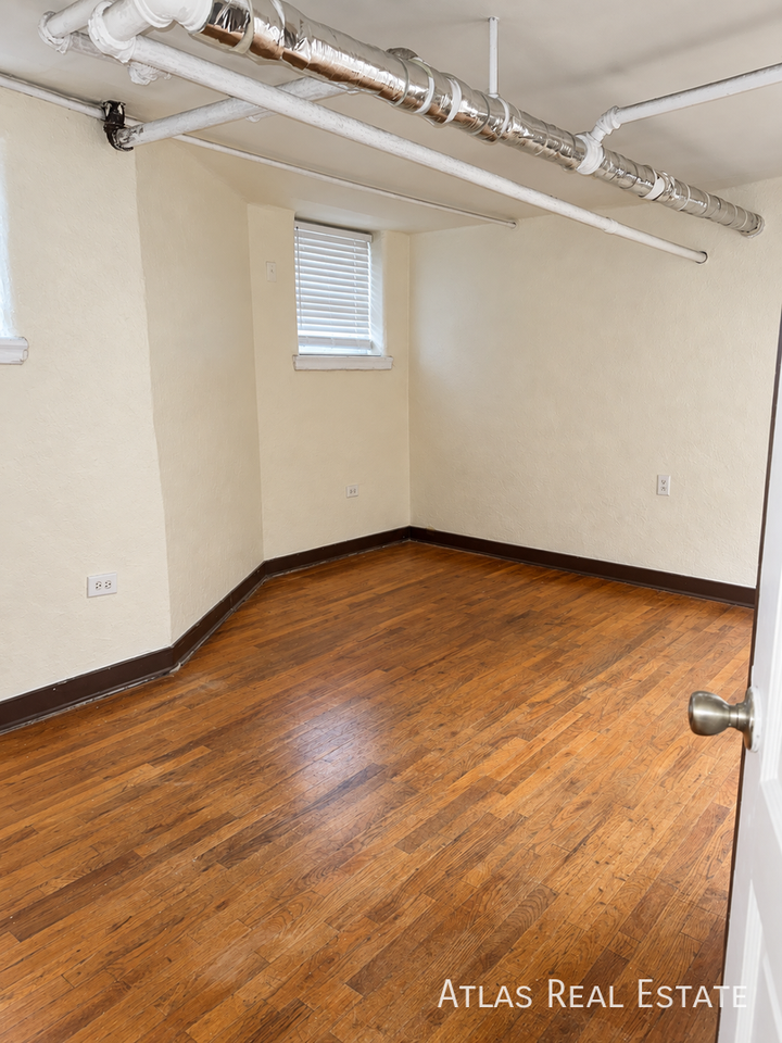 1560 N Gilpin St #7 - Photo 2 of 10
