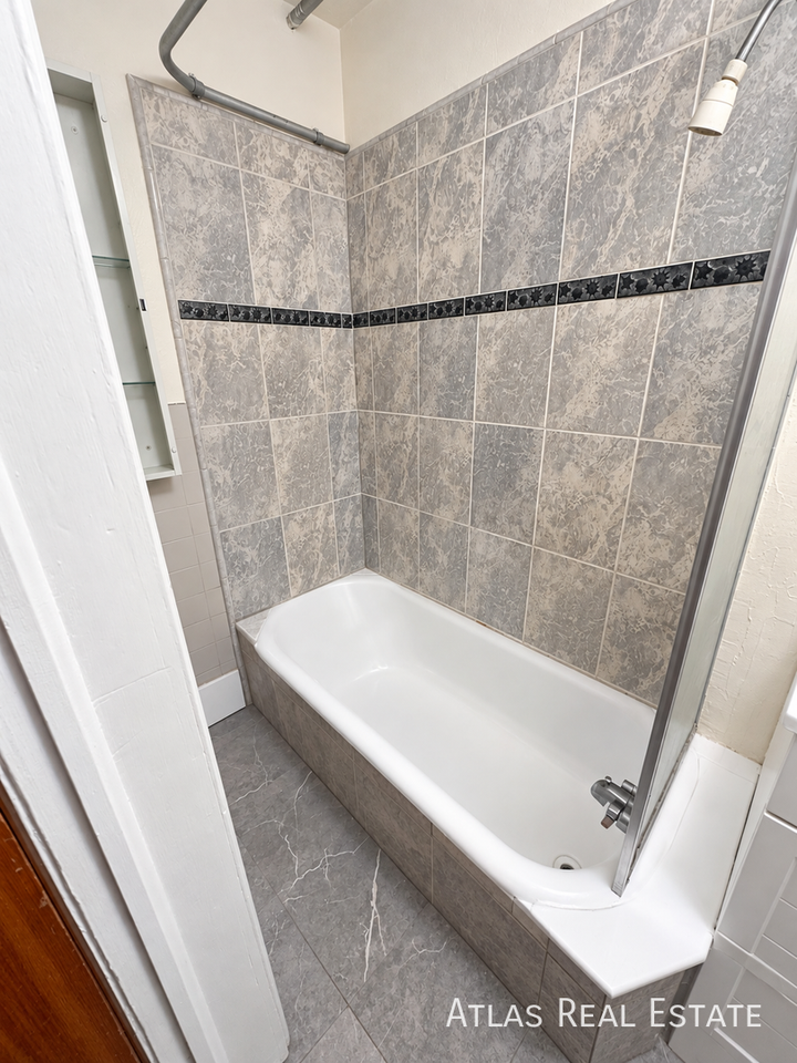1560 N Gilpin St #7 - Photo 5 of 10