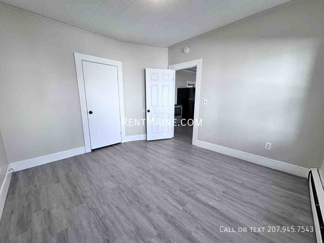 8 Bellevue St #1 - Photo 5 of 12