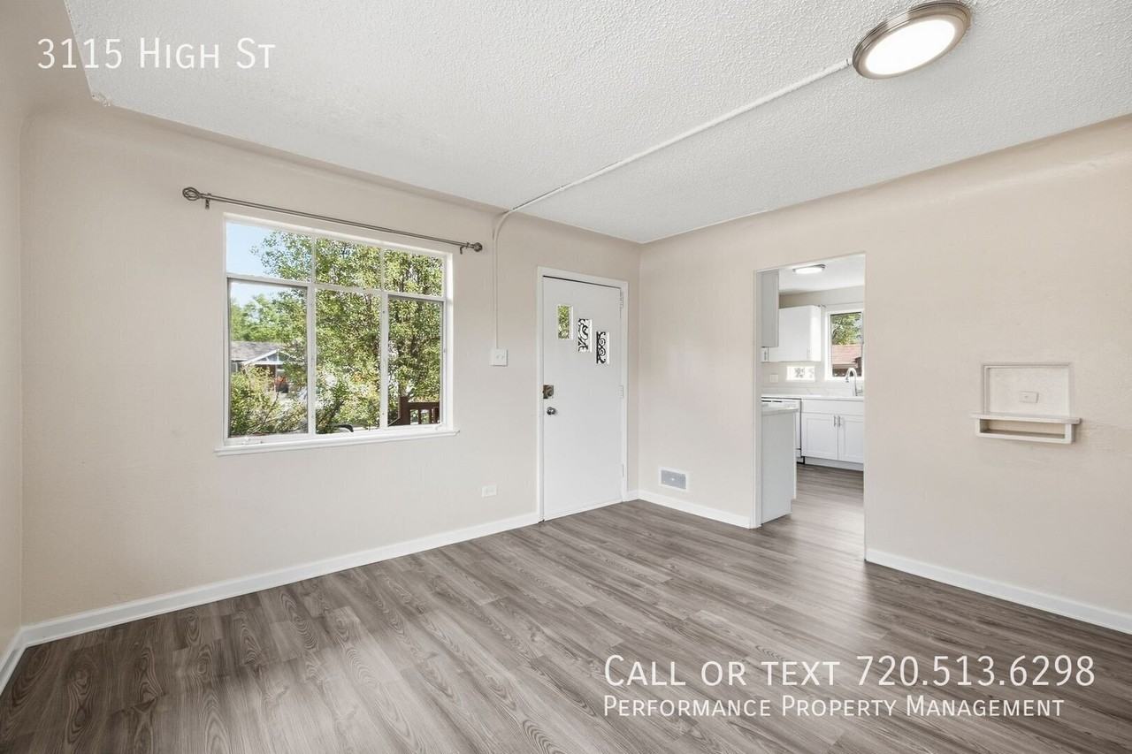 3115 N High St - Photo 4 of 24