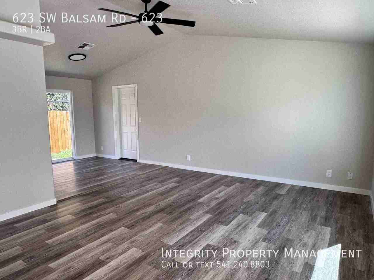 623 Sw Balsam Rd #623 - Photo 4 of 19
