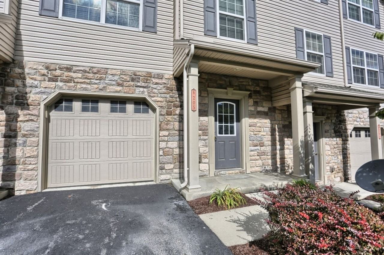 6205 Galleon Dr - Photo 2 of 25