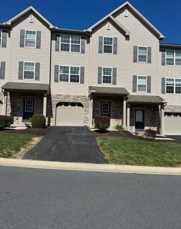 6205 Galleon Dr - Photo 3 of 25