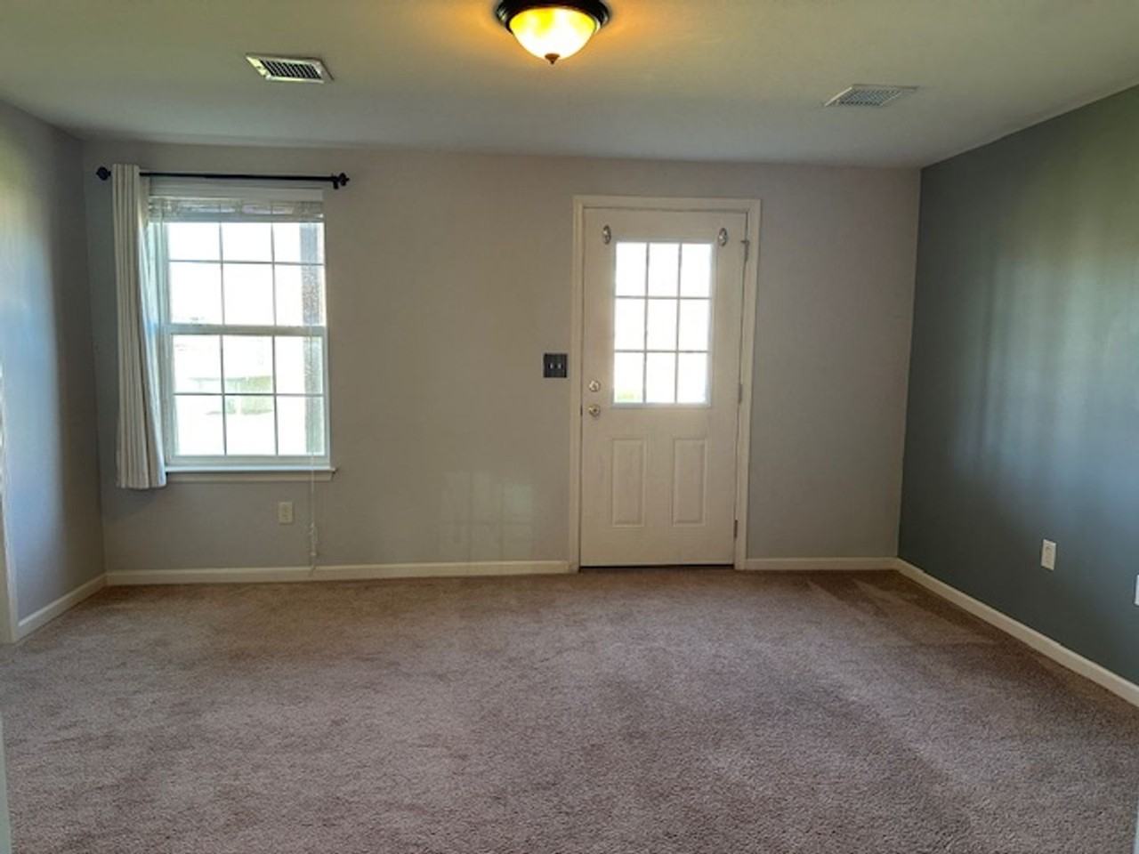 6205 Galleon Dr - Photo 4 of 25