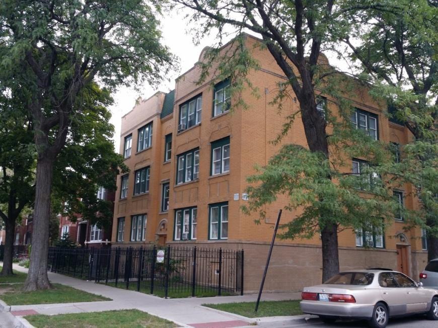 4322 W Le Moyne St