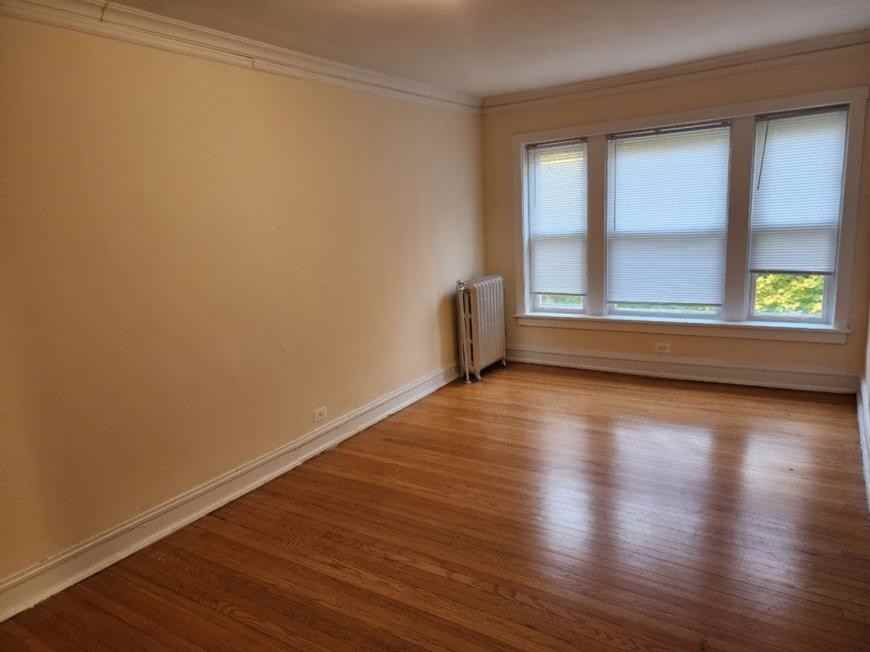 7502 N Hoyne Ave - Photo 6 of 8