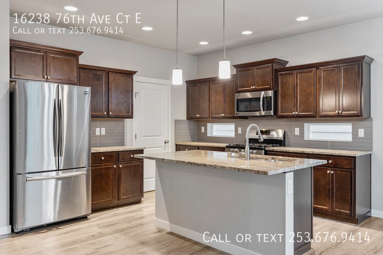 16238 76th Avenue Ct E - Photo 2 of 24