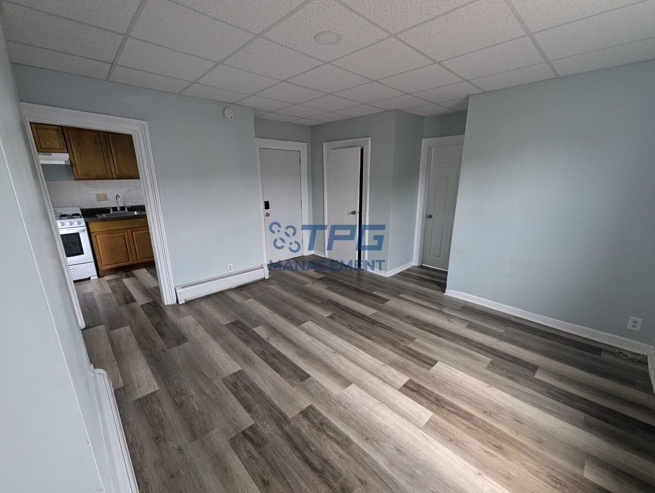 96 Summer Ave #3