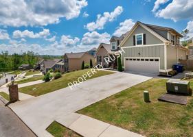 featured image of 7962 Burgundy Cir