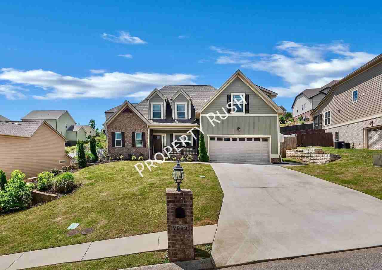 7962 Burgundy Cir - Photo 2 of 38