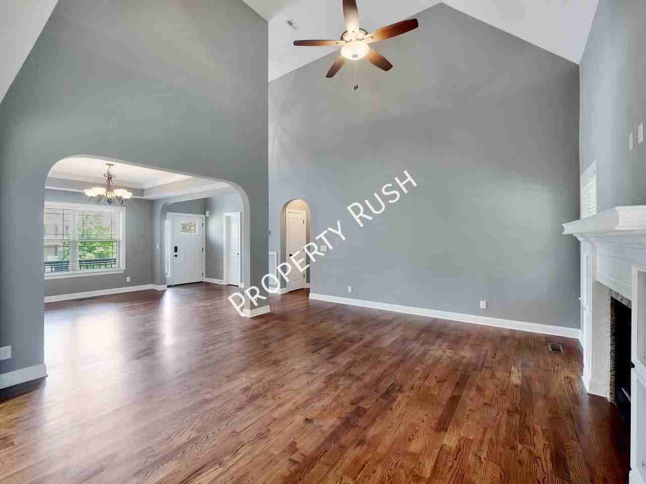 7962 Burgundy Cir - Photo 7 of 38
