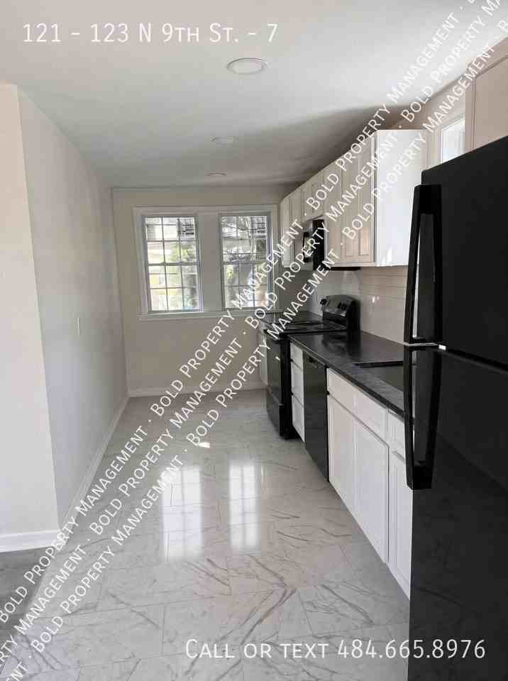 121 #123N9thST7 - Photo 2 of 11