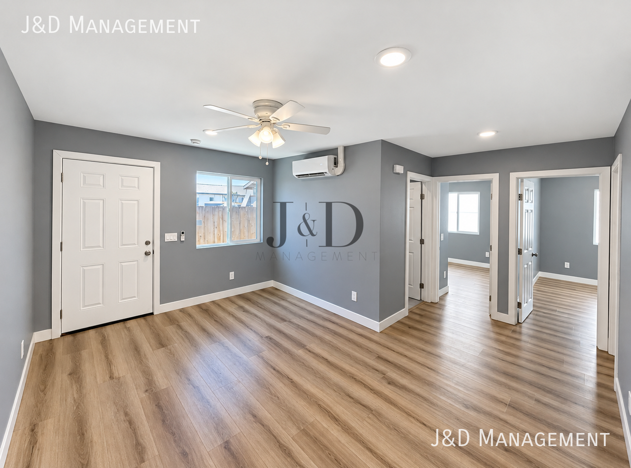 3815 Newton Ave - Photo 6 of 12