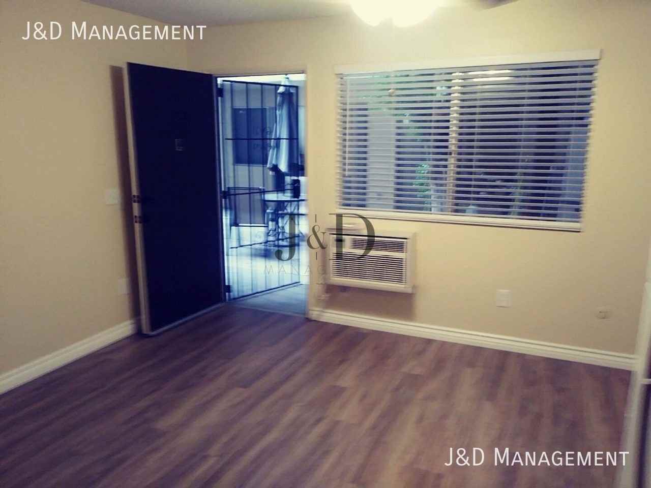 4260 44th St #223 - Photo 6 of 15