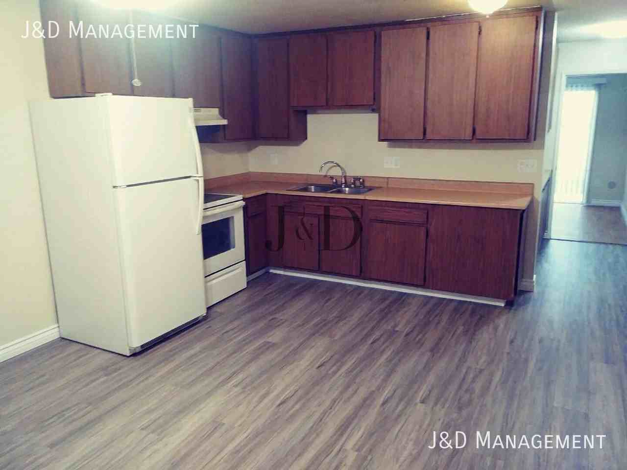 4260 44th St #223 - Photo 7 of 15