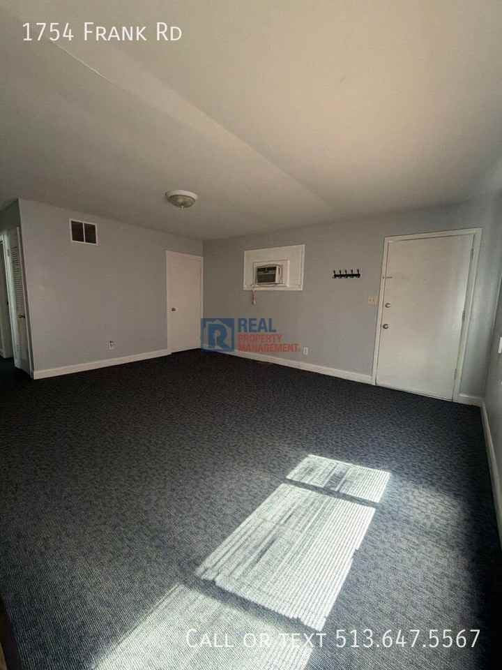 1754 Frank Rd - Photo 5 of 20